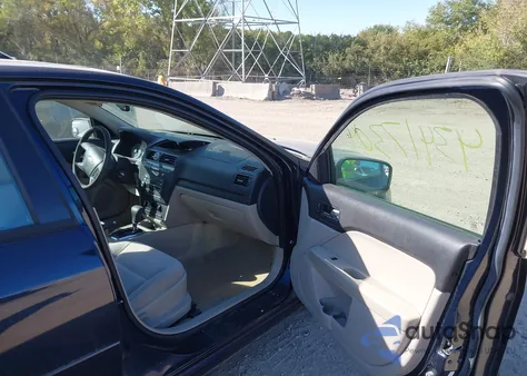 2009 Ford Fusion Se z USA, uszkodzony, nr VIN 3FAHP07ZX9R166967